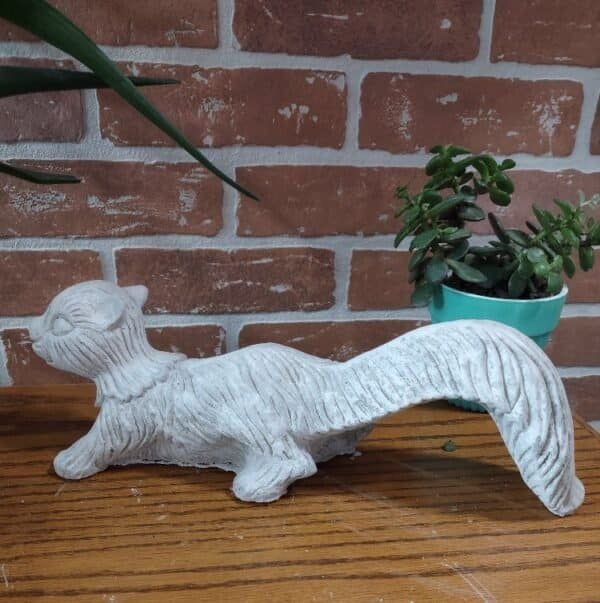 Long Squirrel