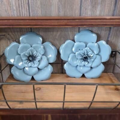 8" metal flower