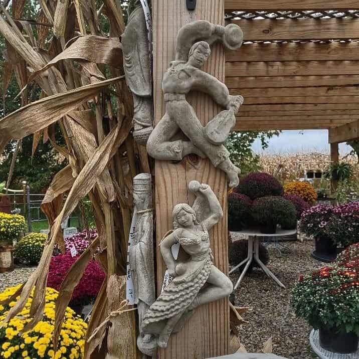 concrete spanish couple dancing hanging plaques